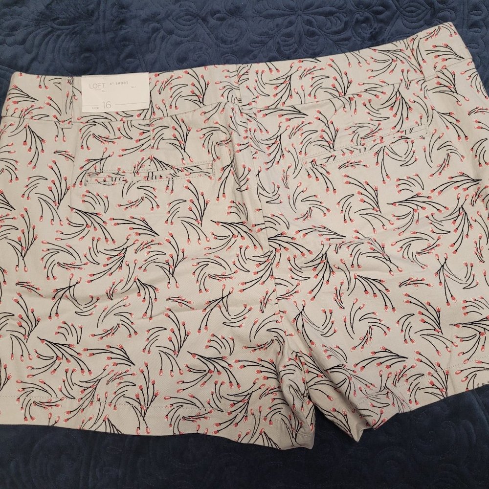Loft floral print 4" shorts